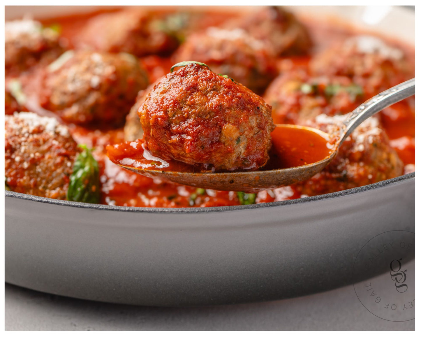 One Pot Italian Meatballs in Tomato Sauce - Exclusive Recipe